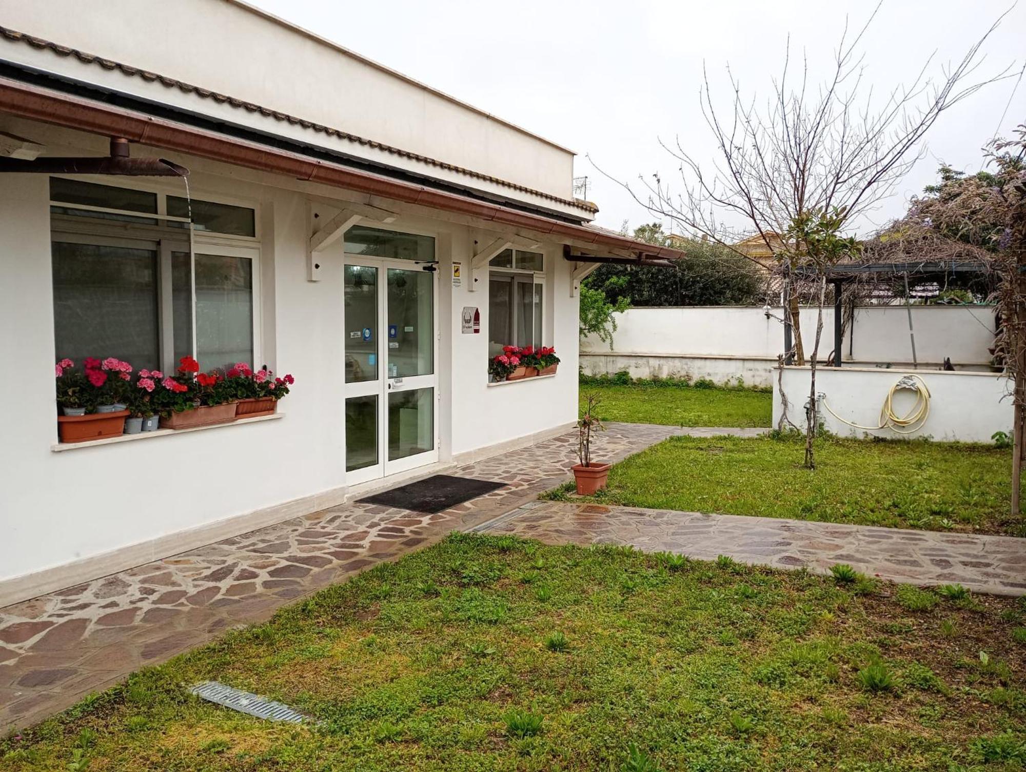 Bed and Breakfast Il Focolare Focene Esterno foto